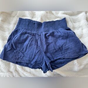 Vineyard Vines pull on navy Shorts